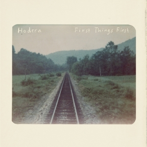 Hodera - First Things First in the group CD / Punk at Bengans Skivbutik AB (2788428)