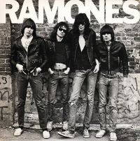 RAMONES - RAMONES (REMASTERED VINYL) in the group OTHER / CDV06 at Bengans Skivbutik AB (3029840)