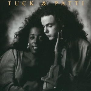 Tuck & Patti - Love Warriors in the group CD / Jazz at Bengans Skivbutik AB (3931368)