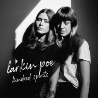 LARKIN POE - KINDRED SPIRITS (AQUA COLOUR VINYL in the group OUR PICKS /  Christmas gift tip Vinyl at Bengans Skivbutik AB (4312258)