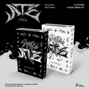 Stray Kids - Ate (Platform Album Nemo Ver.) (Random) in the group MERCHANDISE / Merch+Code / K-Pop at Bengans Skivbutik AB (5556208)