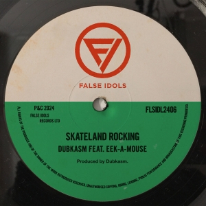 Dubkasm & Eek-A-Mouse - Skateland Rocking in the group OUR PICKS / Friday Releases / Friday the 4th of october 2024 at Bengans Skivbutik AB (5560688)