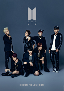 Bts - 2025 A3 Calendar in the group MERCHANDISE / Merch / Nyheter / K-Pop at Bengans Skivbutik AB (5563835)