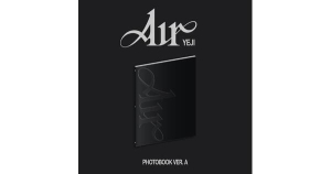 Yeji - Air (Photobook A Ver.) in the group CD / Upcoming releases / K-Pop at Bengans Skivbutik AB (5586863)