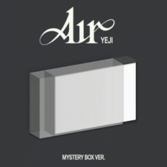 Yeji (Itzy) - Air (Mystery Box Ver.) + SW